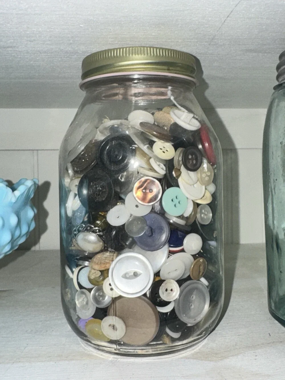 Vintage Mixed Sewing Button Lot Quart Mason Jar Full Craft Clothing Assorted